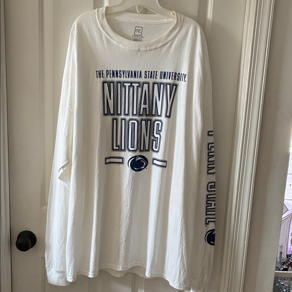 Pro Edge Other - Pro Edge Penn State Nittany Lions Long Sleeve Shirt